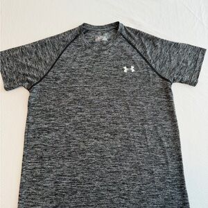 Under Armour Men's Black Heather Short Sleeve Tee